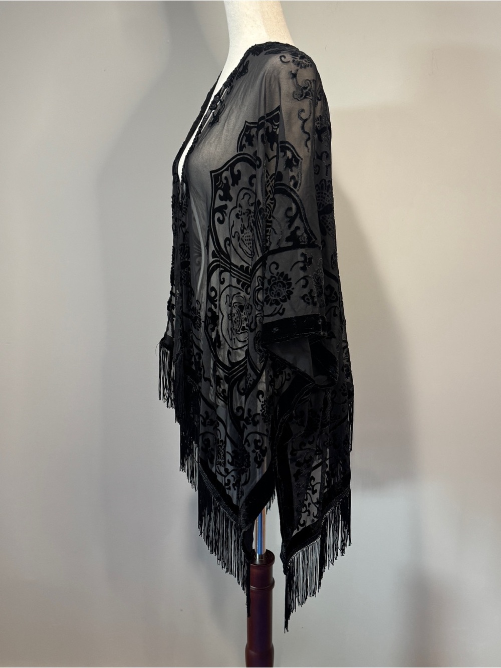 Mixit Black Velvet Burnout Sheer Fringe Kimono Wrap Whimsigoth Witchy One Size - Picture 7 of 15